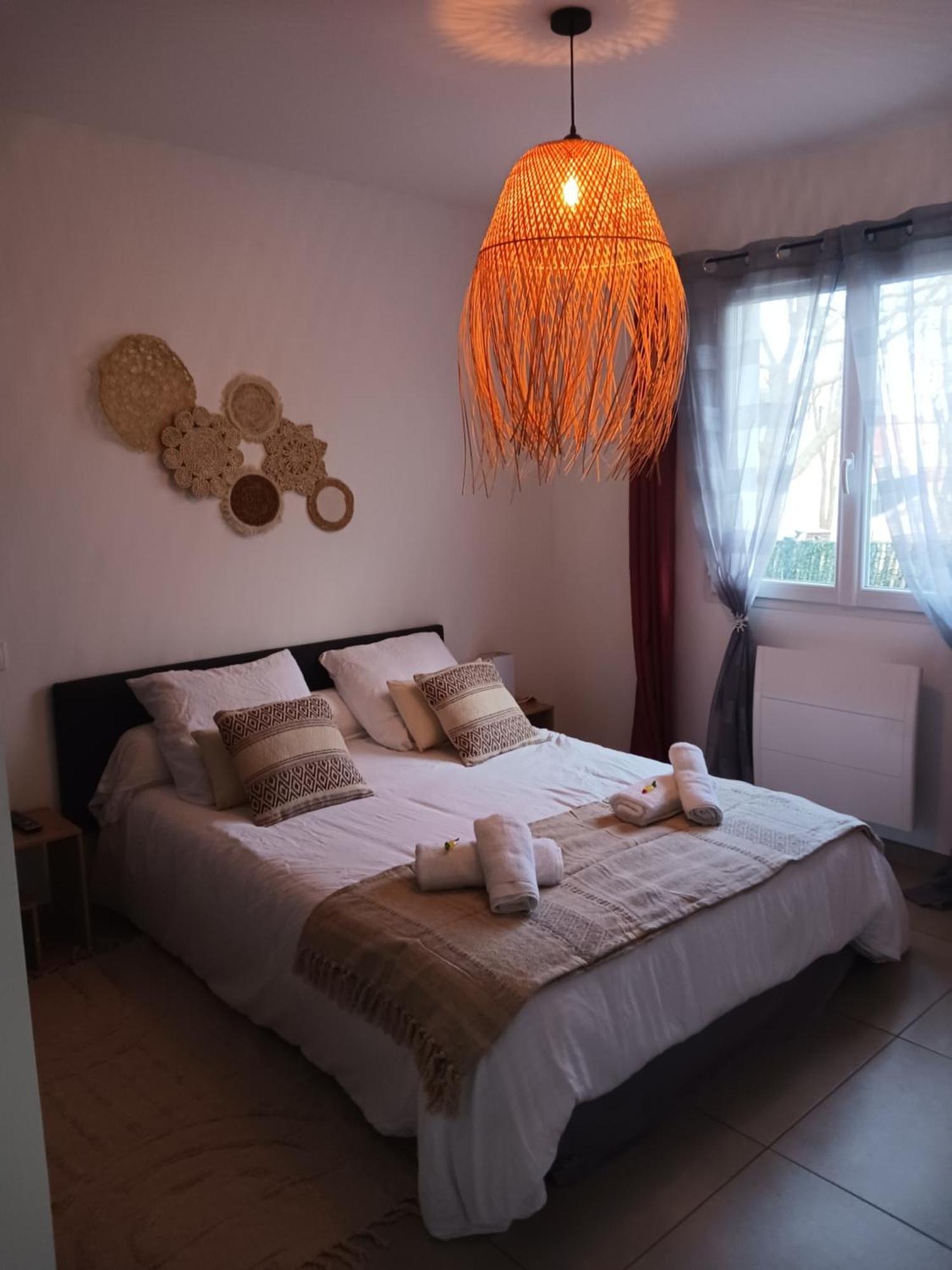 L'Eden Des Aspres Villa Тюир Екстериор снимка